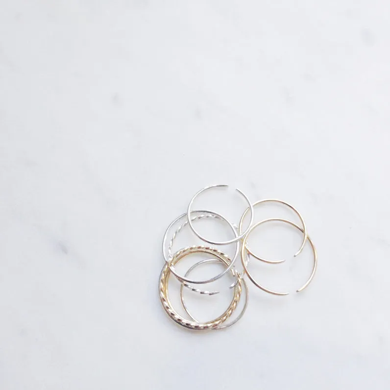 5 Thin Gold Rings