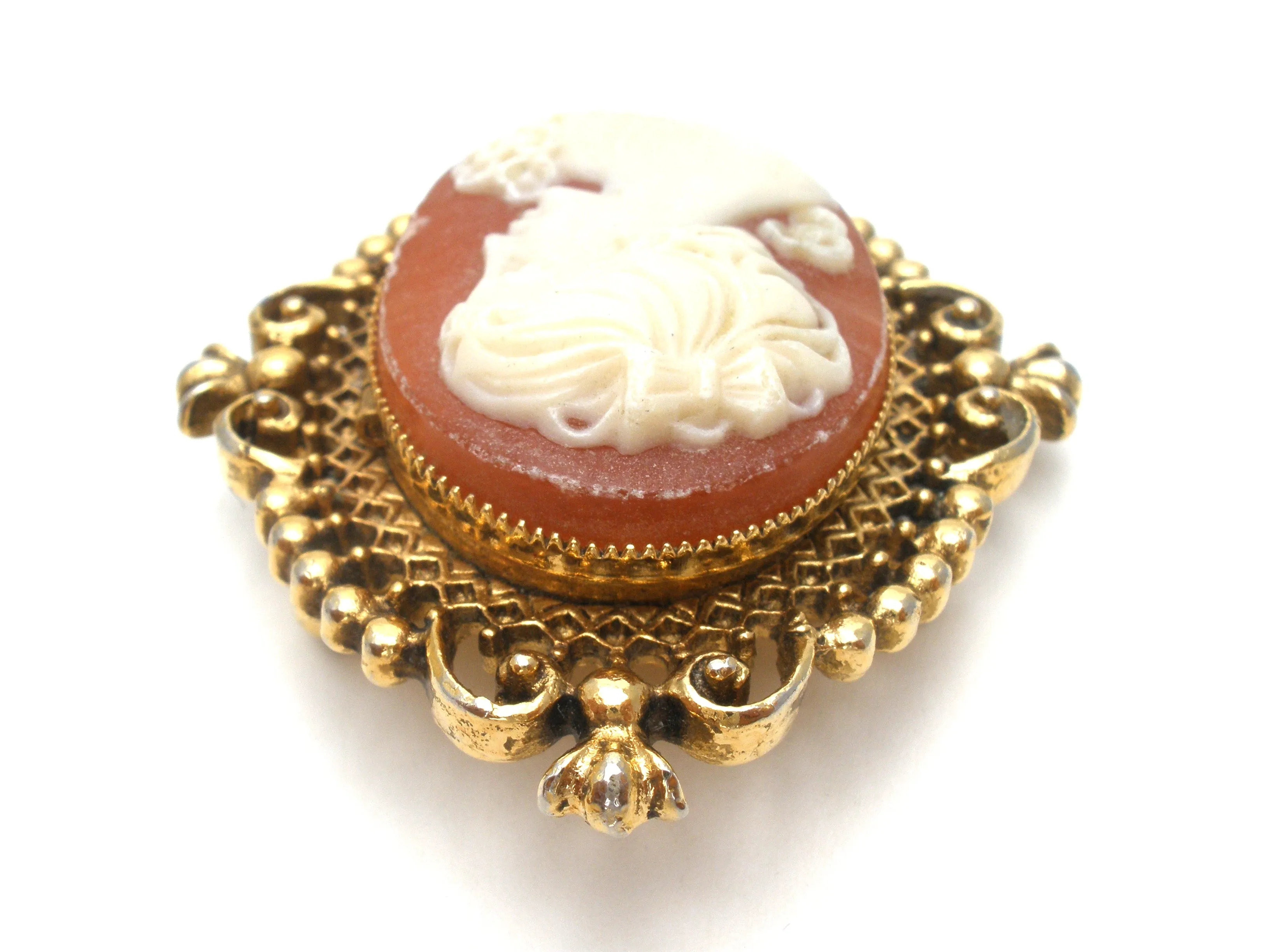 Cameo Perfume Locket Brooch Pin Vintage Avon