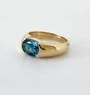 Capri Signet Ring - London Blue Topaz