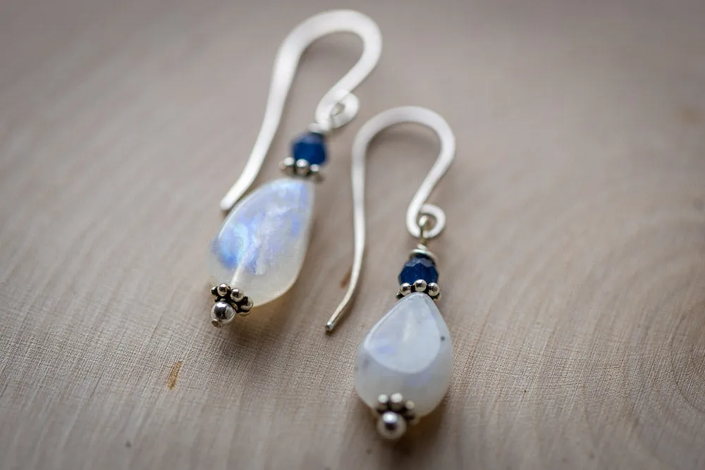 Em'z Blendz Rainbow Moonstone & Blue Sapphire Earrings | Handcrafted Sterling Silver