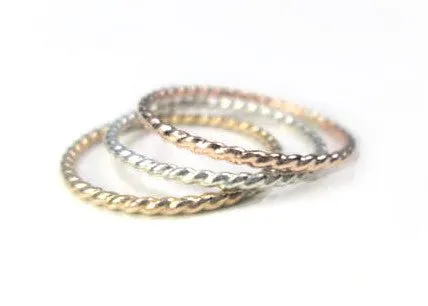 Equuleus Twisted Stacking Ring