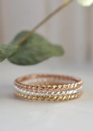 Equuleus Twisted Stacking Ring