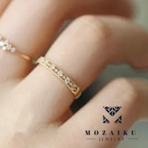 Mozaiku Tsar Cut-Out Ring in Gold or Silver